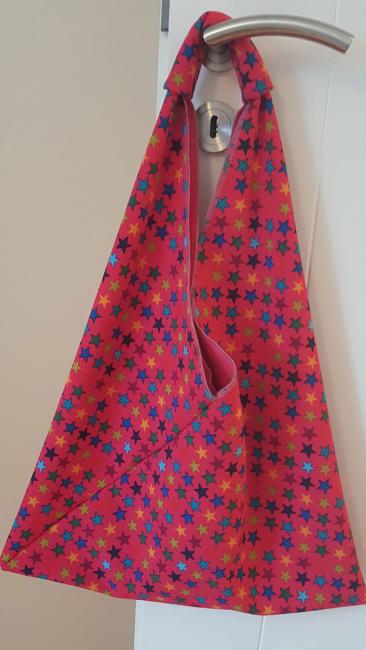 Einkaufstasche aus Softshell in Pink mit Sternen
